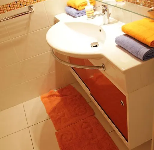 Parque Santiago 2 Americas Hotel *